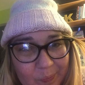 Meet your Posher, Charmaine
